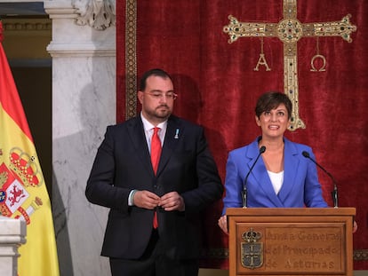 La ministra de Política Territorial, Isabel Rodríguez, interviene durante la toma de posesión del reelegido presidente del Principado de Asturias, Adrián Barbón, celebrada este jueves en Oviedo.