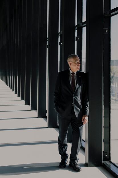 Navarro assegura que la missió del CZFB com a empresa pública és "explorar la nova economia i facilitar els mitjans, els contactes. I a més fer-ho ràpid".