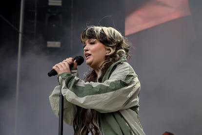 Lola Young cancela sus conciertos