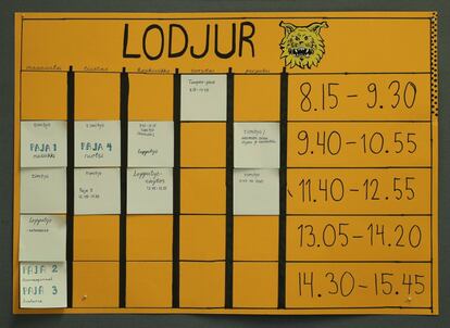 El horario del instituto de Ylöjärvi, ubicado a unos 200 kilómetros al norte de Helsinki, comprende hasta siete horas y media lectivas, con varias pausas al día.