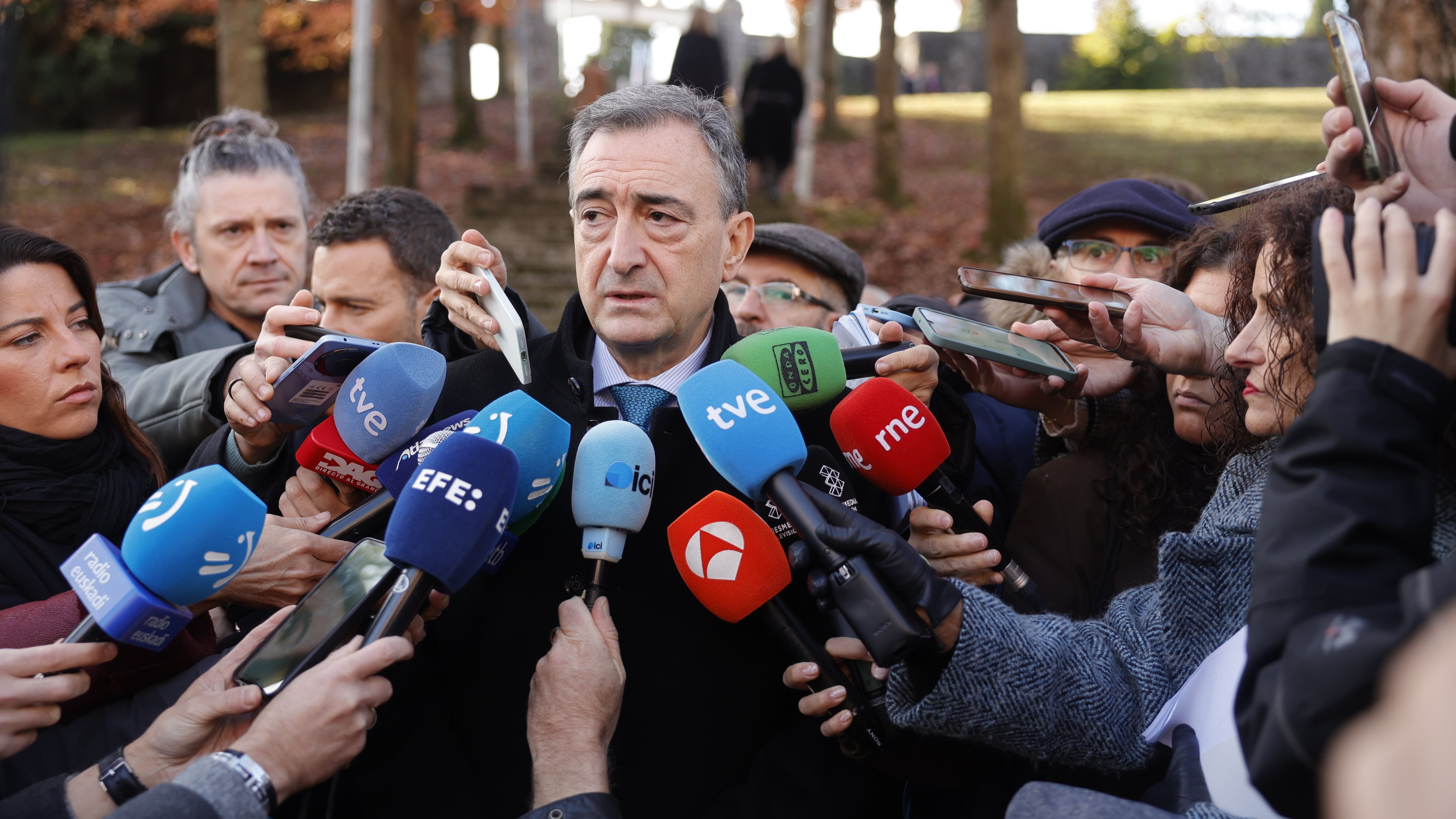 Los socios del Gobierno mantienen su apoyo pero crece la preocupación