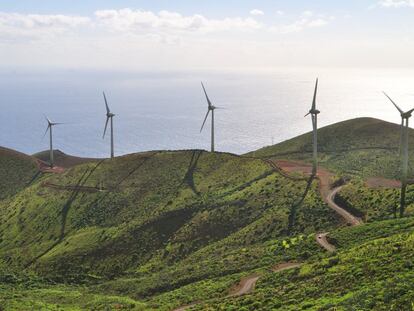 Parque eólico en la isla de Hierro.