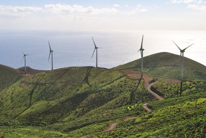 Parque eólico en la isla de Hierro.