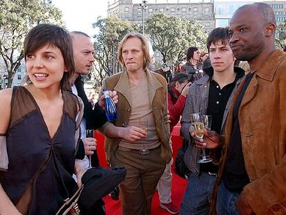Elena Anaya, Filippo Nigro, Georg Friedrich, Michael Koch y Angelo Torres, durante el acto de apoyo al cine europeo que celebrado hoy en Barcelona.