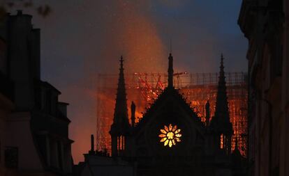 Incendio de la catedral de Notre Dame el lunes 15 de abril 