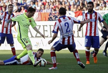 Messi marca el gol de la victoria.