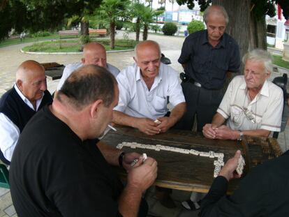 Abjazia, dominó y democracia
