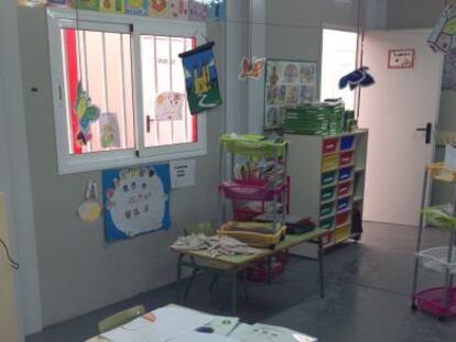 Daños provocados por las lluvias en los barracones del colegio de Montserrat (La Ribera Alta).