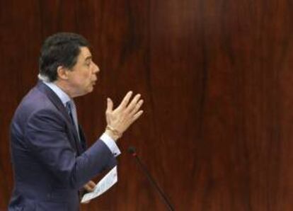 El presidente de la Comunidad de Madrid, Ignacio González, durante su intervención en el pleno de la Asamble de Madrid. EFE/Archivo