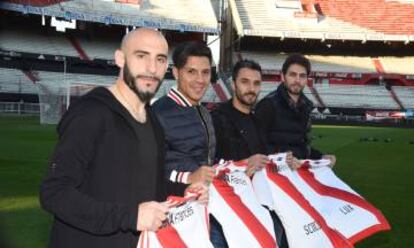 De izquierda a derecha: Pinola, Pérez, Scocco y Lux, refuerzos de River.