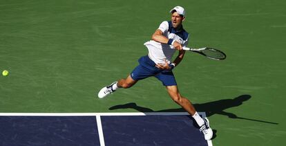 Djokovic, durante el partido contra Daniel en Indian Wells.