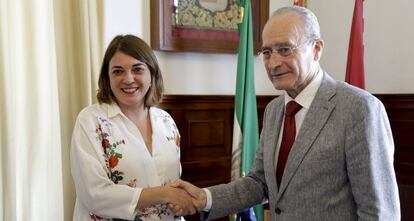 La consejera de Fomento y el alcalde de M&aacute;laga en la reuni&oacute;n.