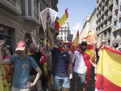 Manifestación de la asociación 'Hablamos español' en Barcelona.