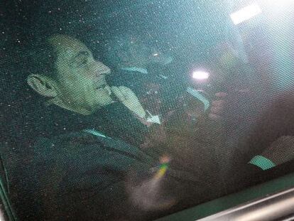 Nicolas Sarkozy abandona el juzgado de Burdeos el 22 de noviembre.