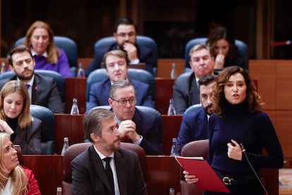 La presidenta de la Comunidad de Madrid, Isabel Díaz Ayuso, interviene durante el pleno de la Asamblea de Madrid, este jueves.