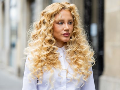 Artículo de EL PAÍS Escaparate sobre cepillos para pelo rizado.