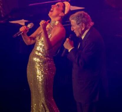 Gaga y Bennett, durante el concierto.