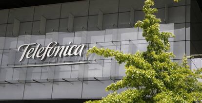 Fachada de la sede corporativa de Telefónica.