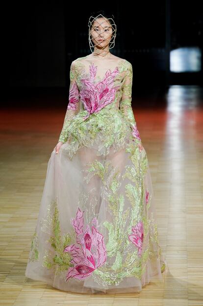 smag-elie-saab-hc-s22-048