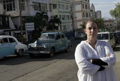 Tania Bruguera en La Habana el 31 de diciembre, al día siguiente de su detención