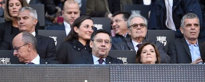 Bartomeu, en el palco del Camp Nou.