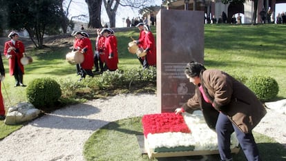 Monolito en recuerdo de las v&iacute;ctimas del terrorismo, en Bilbao.