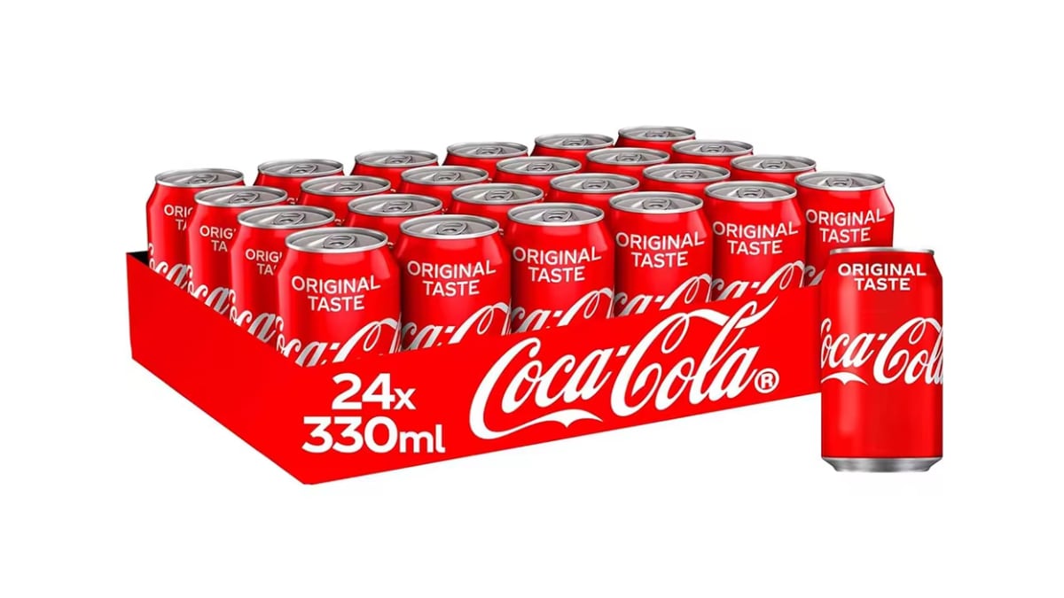 Lote de 24 latas de Coca Cola.