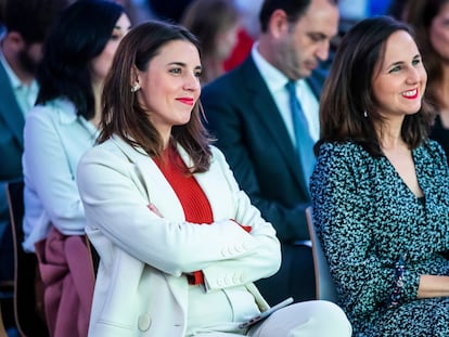 Irene Montero e Ione Belarra en el acto sobre los derechos de los niños al que han acudido esta mañana en Madrid.