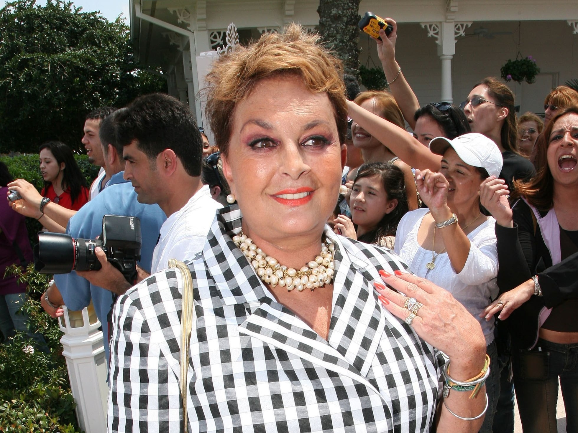 Muere Talina Fernández, presentadora mexicana, a los 78 años tras semanas de lucha contra la leucemia | EL PAÍS México