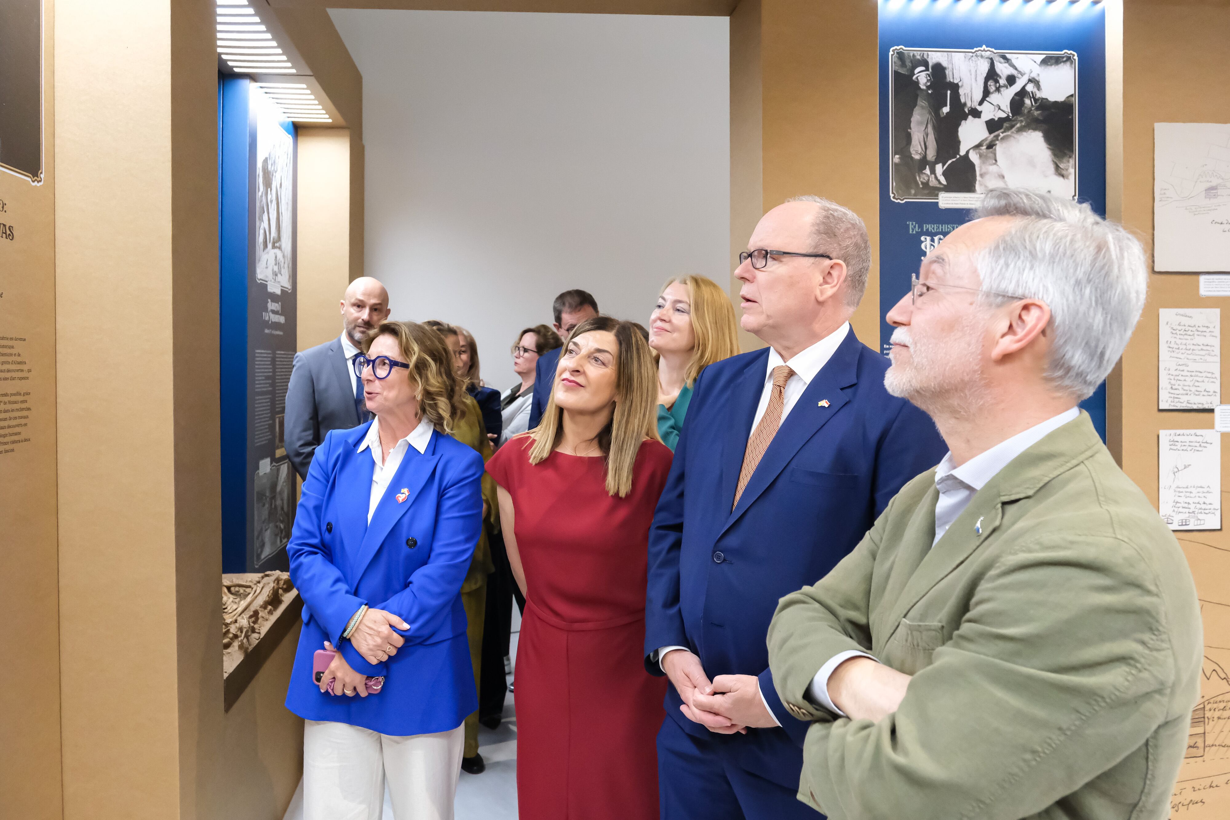 Alberto II de Mónaco durante su visita al Centro de Arte Rupestre 'Alberto I', en Cantabria, este 31 de mayo de 2024.