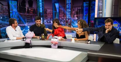 Los jueces de 'La voz' visitan el plató de 'El hormiguero'