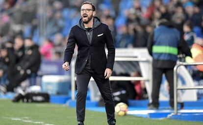 Bordalás, durante un Getafe-Valencia. 