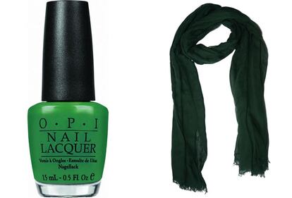 OPI: ha lanzado en España tres tonos de verde esmeralda de sus lacas de uñas. Precio: 16,40 euros. Y pañuelos de seda de Roberto Verino. Precio: 60 euros.