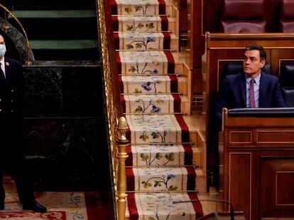 El presidente del Gobierno, Pedro Sánchez, en el Congreso de los Diputados durante la sesión de control de este miércoles.