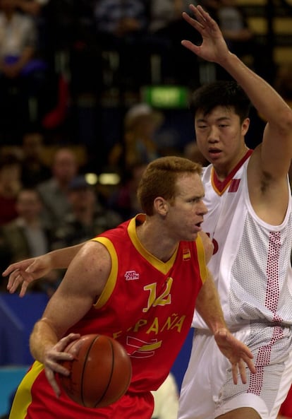 Johnny Rogers, ante China en los Juegos de Sidney.