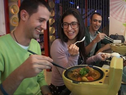 Uno de los restaurantes que muestra el programa en su visita a Taiw&aacute;n es el Modern toilet.