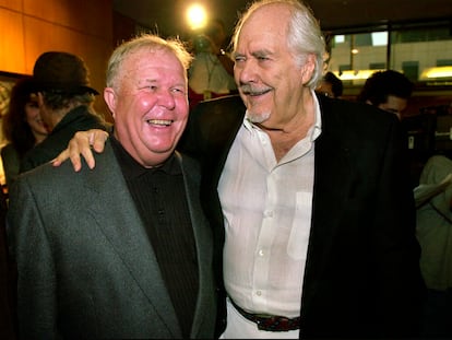 Ned Beatty con el director Robert Altman, en la celebración en 2000 del 25º aniversario de 'Nashville'.