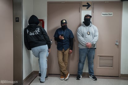 Agentes federales de control migratorio, en Nueva York.