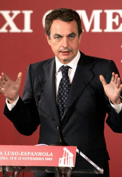 José Luis Rodríguez Zapatero, durante la rueda de prensa en Évora.