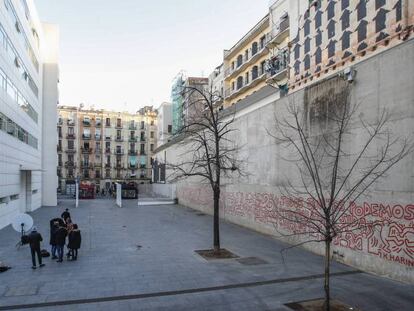 La zona donde el Ayuntamiento propone edificar para que crezca el Macba, en vez de la capilla.