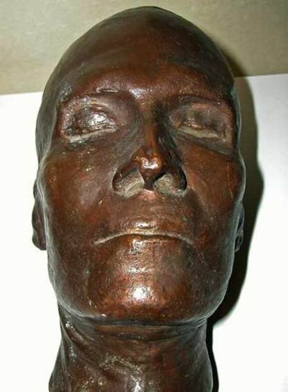 Mascarilla mortuoria de Azorín.