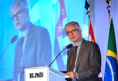 Javier Moreno, na apresentação.