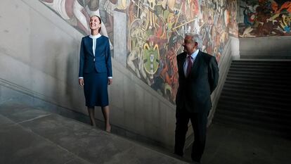 Claudia Sheinbaum y López Obrador en el Palacio Nacional en Ciudad de México, el 10 de junio de 2024.