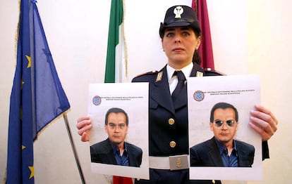 La policía italiana muestra dos retratos robot del capo de la Mafia siciliana Matteo Messina Denaro, en octubre de 2020.