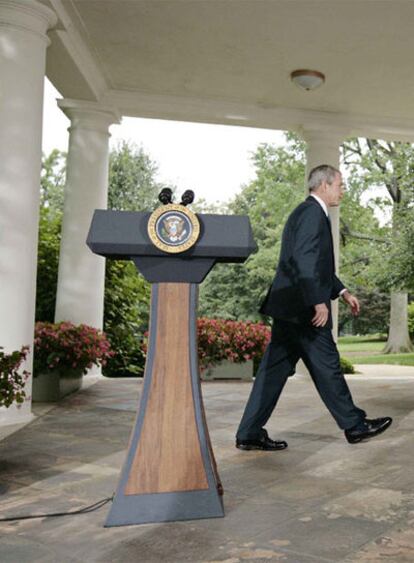 George Bush, tras una declaración en la Casa Blanca.