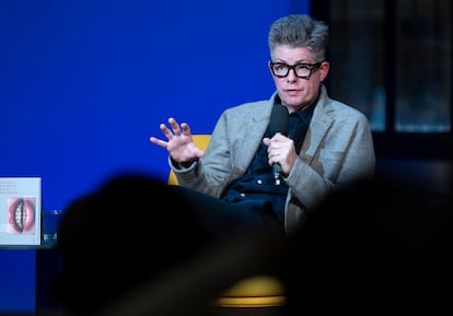 Robert Peckham en el primer encuentro del VIII Foro de la Cultura, ayer en el Espacio Fundacion Telefónica.