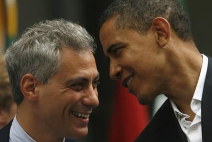 Rahm Emanuel y el entonces candidato presidencial Barack Obama, durante un acto celebrado en Chicago en junio de 2008.