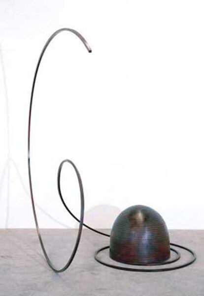 &#39;Gigantes y no molinos...&#39; (2005), escultura de Martín Chirino.