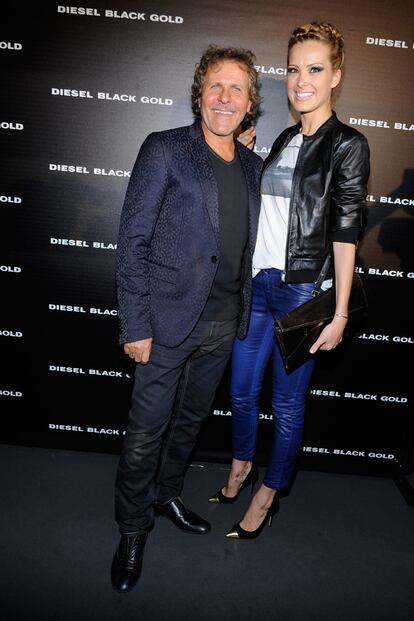 Renzo Rosso, CEO de Diesel, con la top Petra Nemcova.