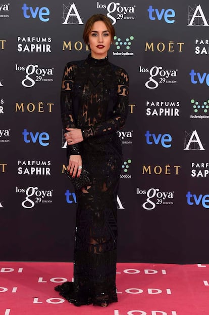 Pucci firma el diseño negro con brillos que eligió Megan Montaner.